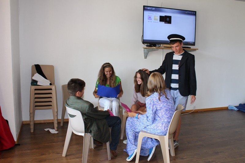 Village Camps International Summer Camp Leysin, Switzerland 2026-08-15 https://www.villagecamps.com/journals_admin/images/701-27-Language Grad (34).jpg